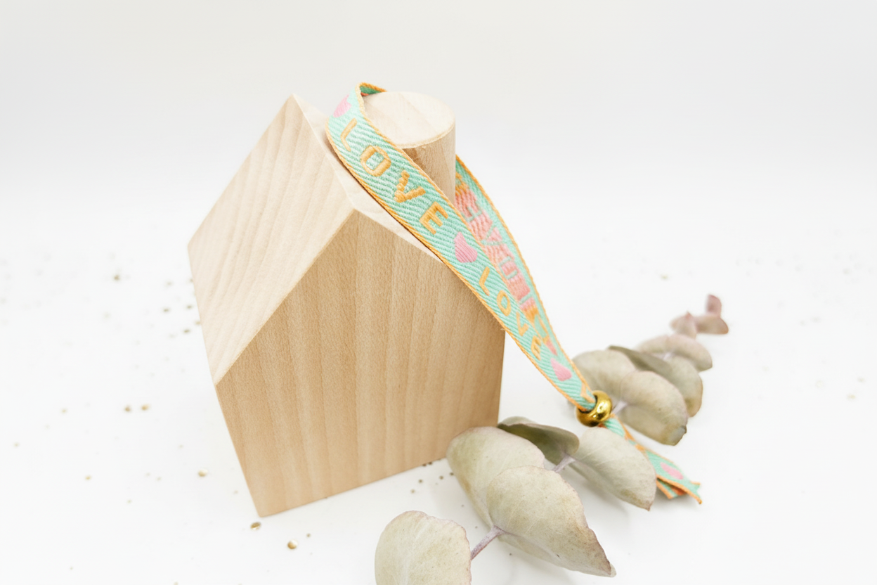 Bracelet Mot - LOVE